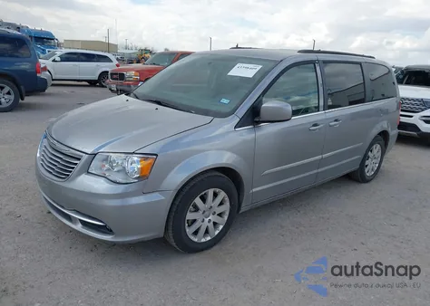 2016 Chrysler Town & Country Touring from USA, damaged, VIN 2C4RC1BG6GR291408